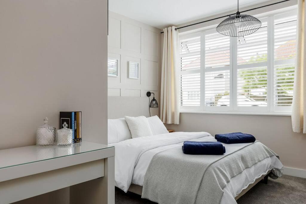 Modern 2 Bed, Cliff Top & Parking, F6 Bournemouth Esterno foto